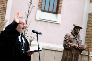 Luther-szobor a protestantizmus 500. vforduljra