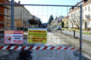 jabb munkk a Kosztolnyi utcban