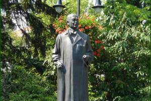 Dr. Moll Kroly Orvostrtneti Emlkszoba