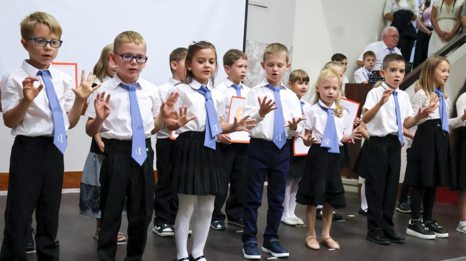Megjult krnyezetben indult a tanv az Izsk Imre iskolban