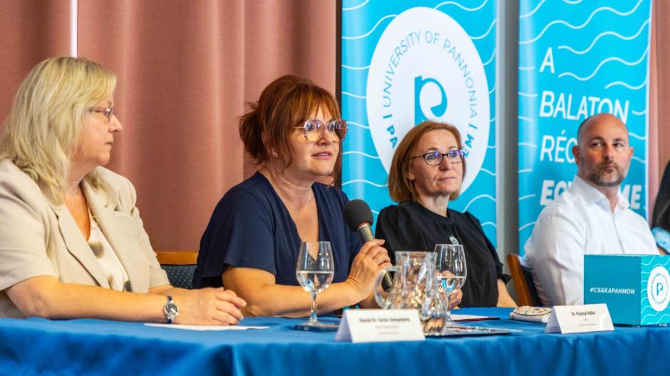 Rekordszm hallgat kezdheti meg tanulmnyait a Pannon Egyetemen